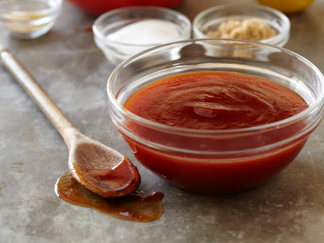 Does BBQ Sauce Have Ketchup in it? (Find out)